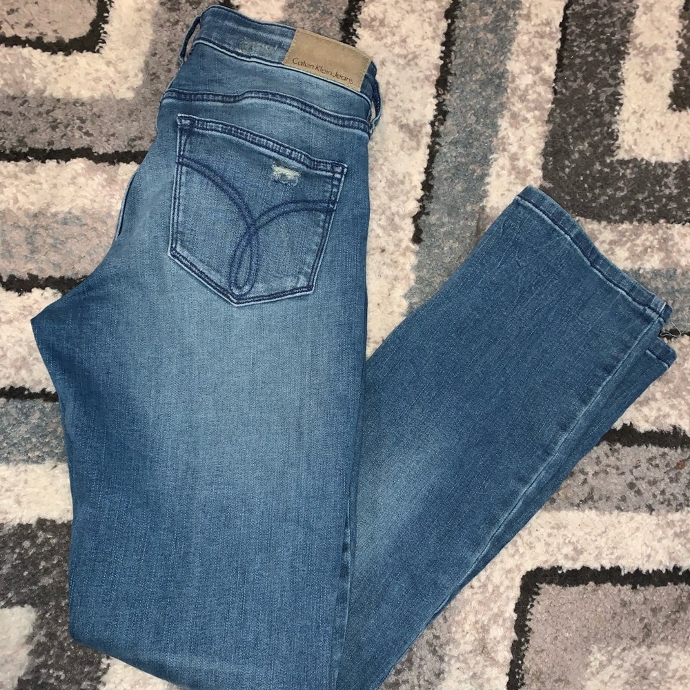 CALVIN Klein Distressed Straight leg jeans